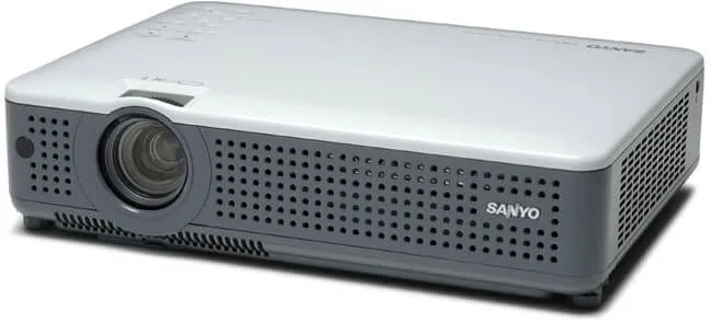 Videoproiector Sanyo PLC-XU78
